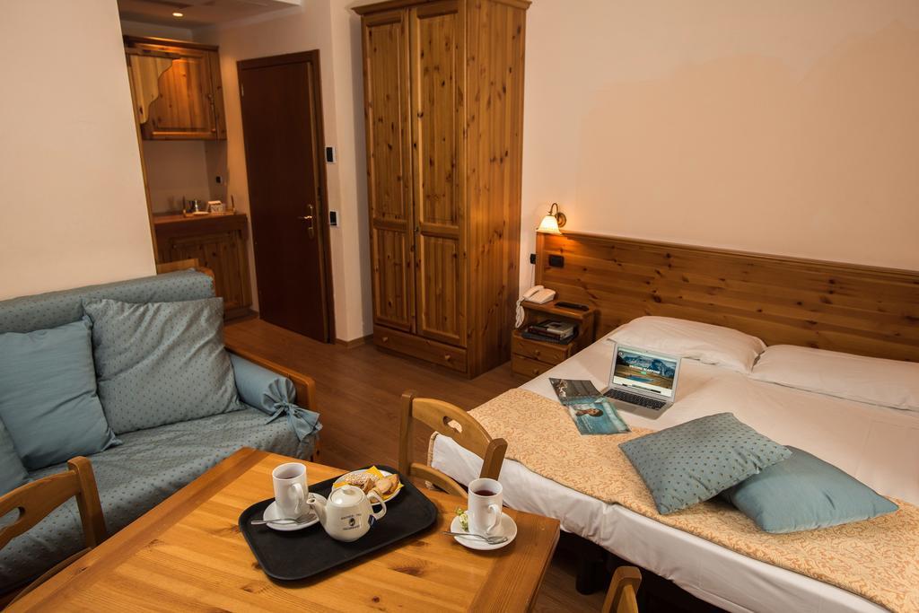 Albergo Meuble Vecchio Scarpone Baceno Quarto foto